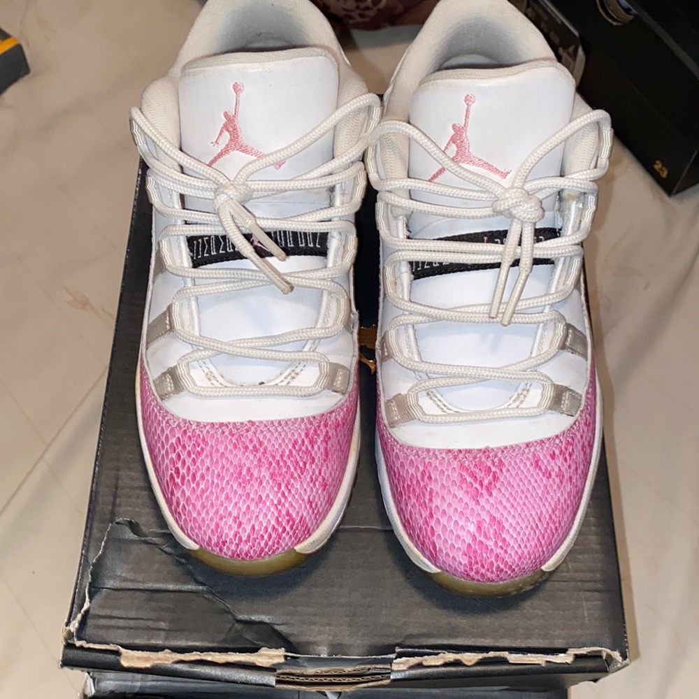Selling old Jordans